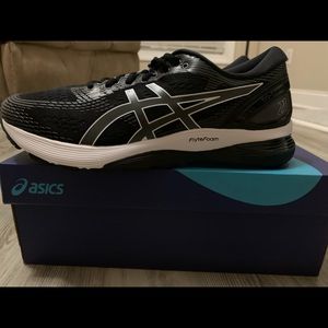 ASICS Gel-Nimbus 21
